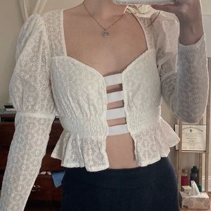 Lacey puff sleeve shirt from Windsor size medium